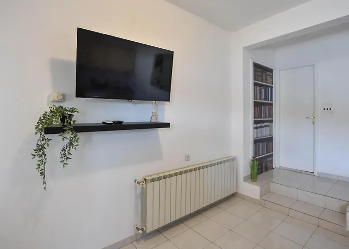 Poljicka Cesta Iii Poljica (Trogir)